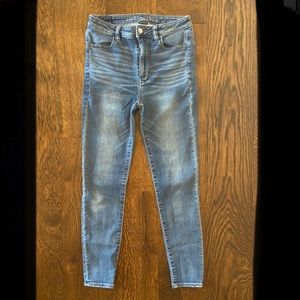 AMERICAN EAGLE Super High Rise Jegging